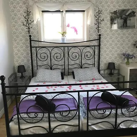 Karmoy Guest house Saeveland